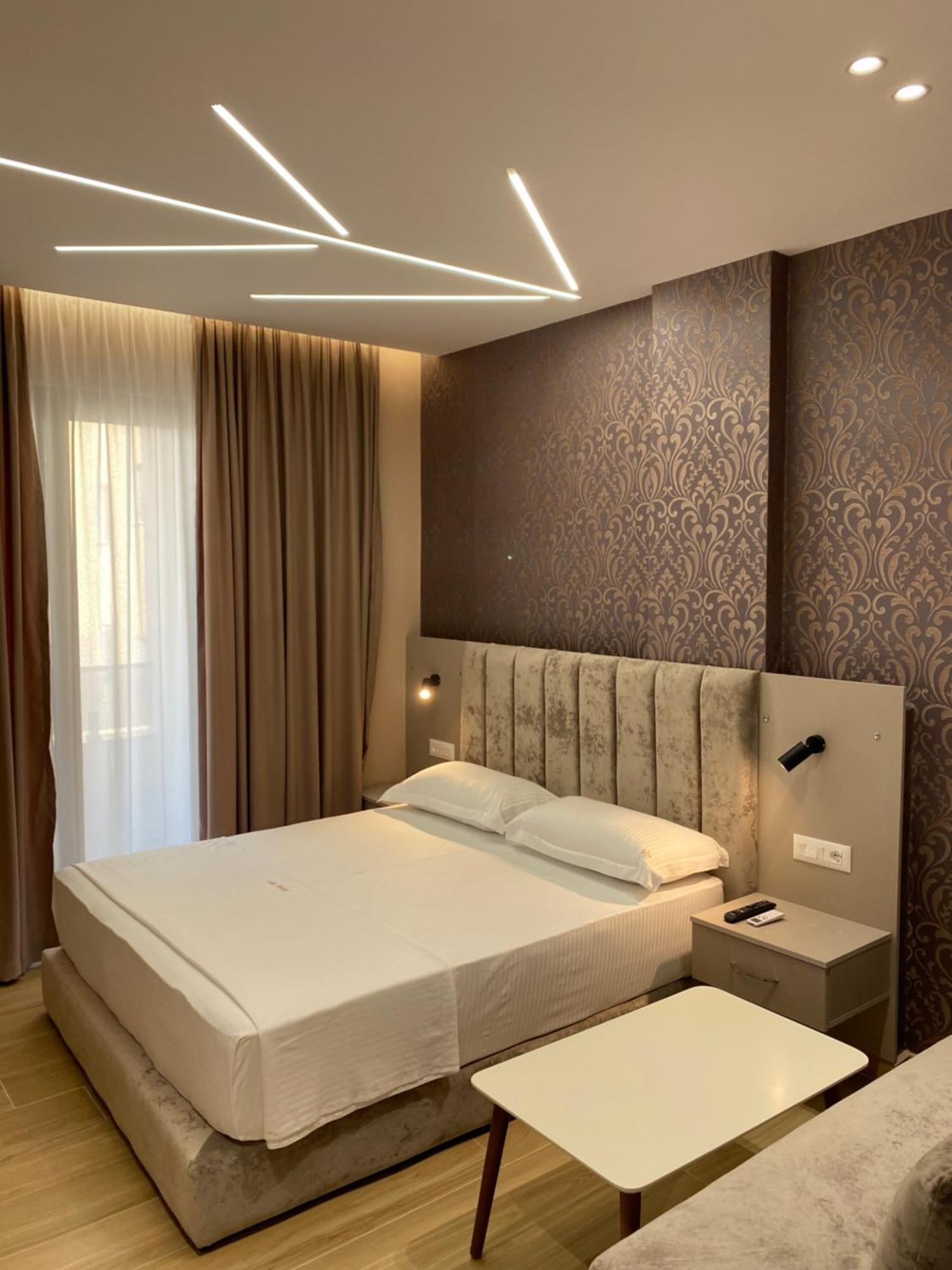 Hotel Vila Dedej Durrës Exterior foto